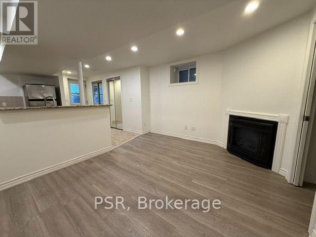 LOWER-12 Lynd Avenue, Toronto, ON, M6R 1T7 - 6