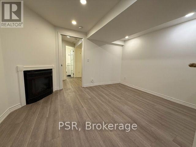 LOWER-12 Lynd Avenue, Toronto, ON, M6R 1T7 - 7