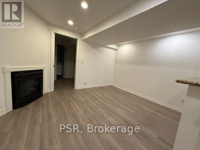 LOWER-12 Lynd Avenue, Toronto, ON, M6R 1T7 - 5