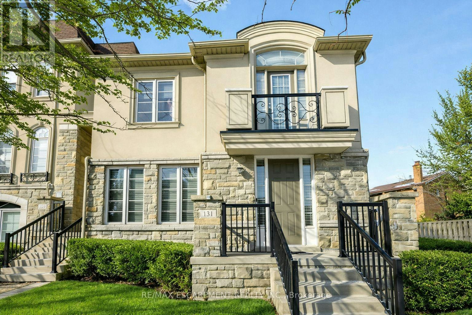 131 Robert Speck Parkway, Mississauga, ON, L4Z 0A6