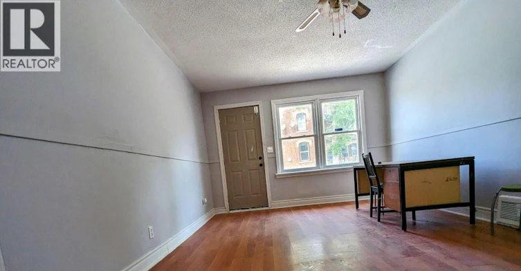 45 Main Street N, Halton Hills, ON, L7G 3H2 - 3