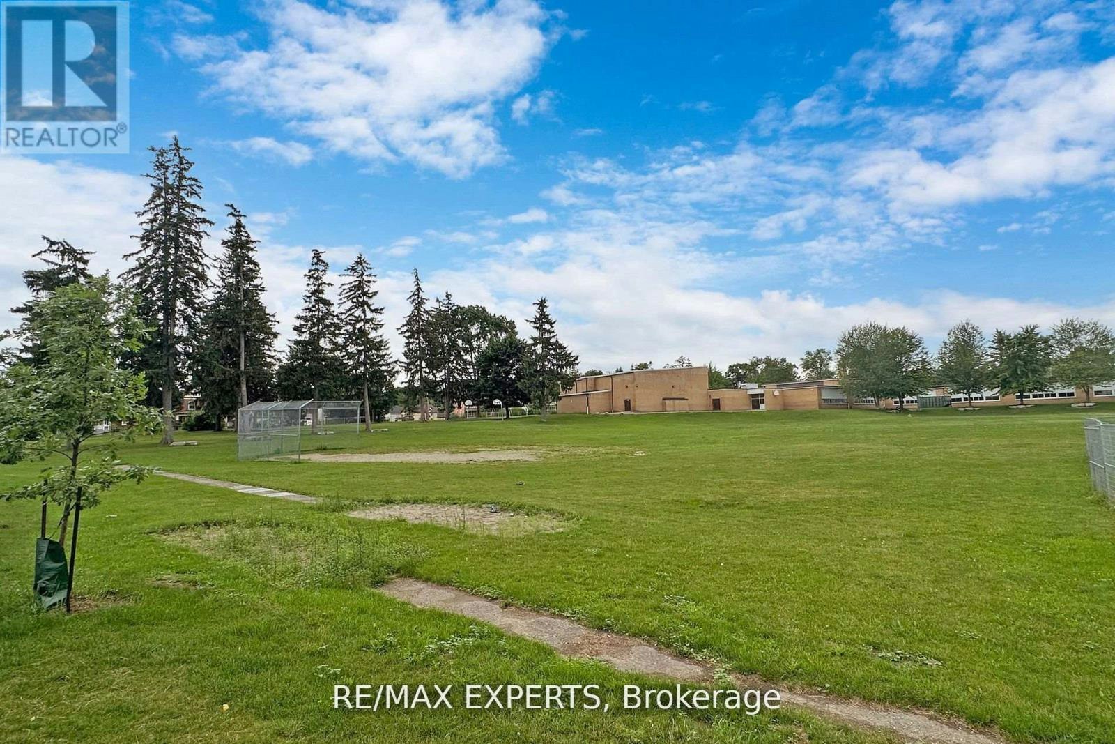 1604-128 King Street N, Waterloo, ON, N2J 0E6 - 40