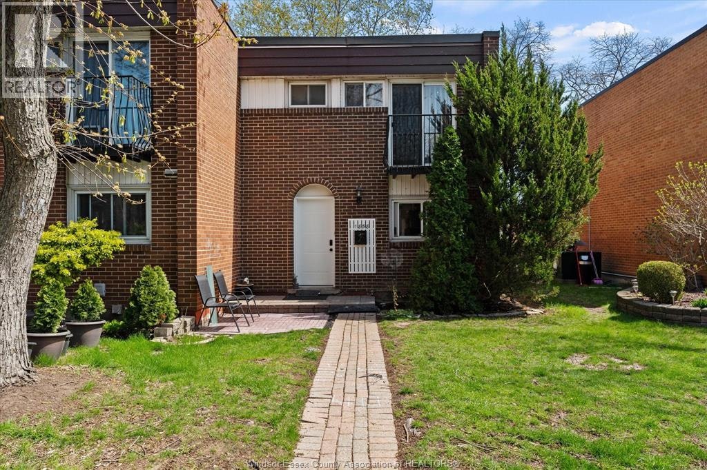 119-1858 Eastgate Estates, Windsor, ON, N8T 2T2