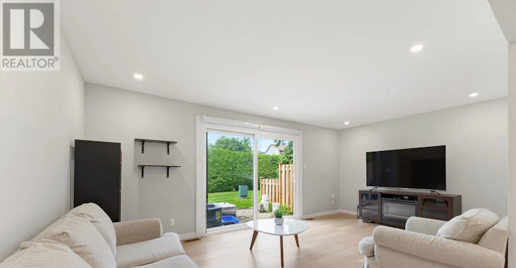 11-890 Cahill Drive W, Ottawa, ON, K1V 9A4 - 16