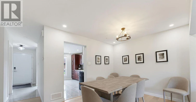 11-890 Cahill Drive W, Ottawa, ON, K1V 9A4 - 11