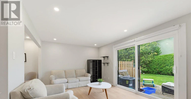 11-890 Cahill Drive W, Ottawa, ON, K1V 9A4 - 13