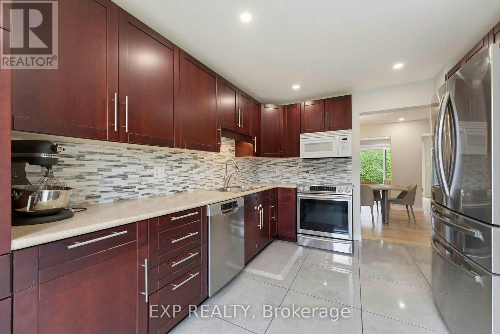 11-890 Cahill Drive W, Ottawa, ON, K1V 9A4 - 6