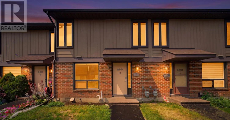 11-890 Cahill Drive W, Ottawa, ON, K1V 9A4