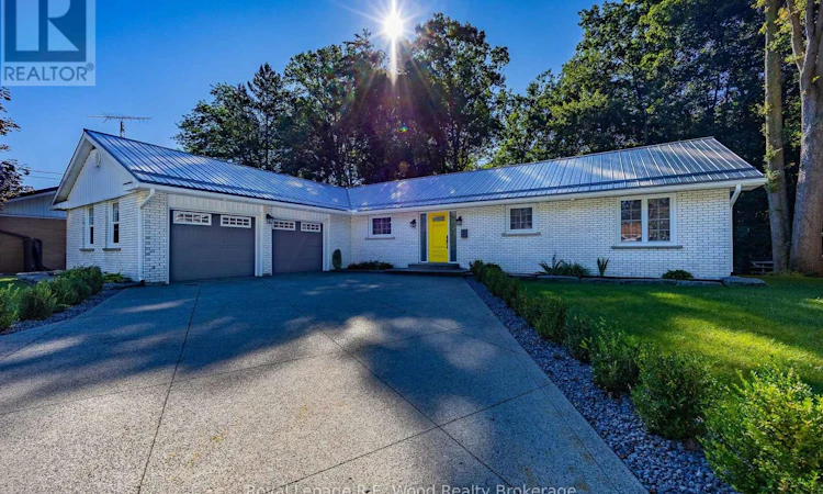 6 Highland Drive