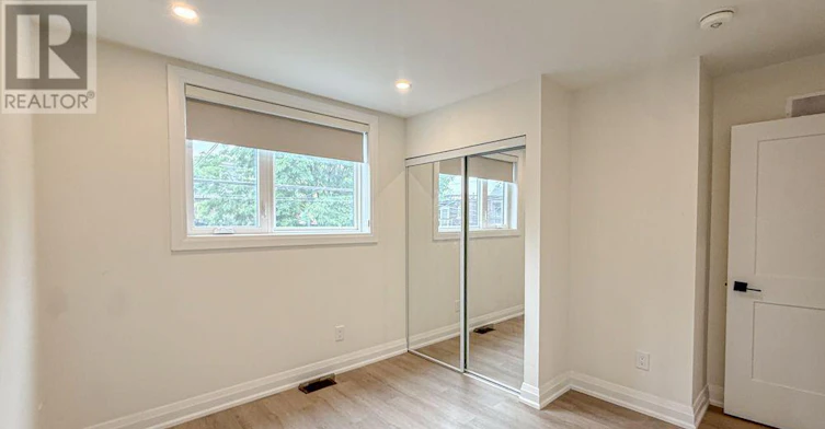 LANEWAY-598 Crawford Street, Toronto, ON, M6G 3K2 - 10
