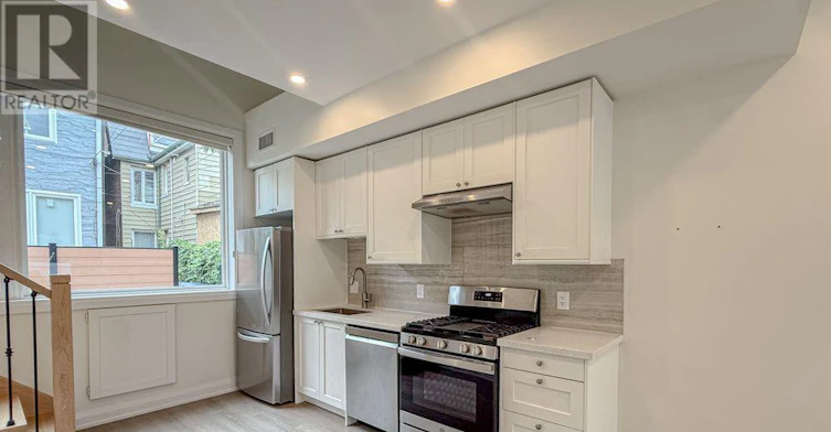 LANEWAY-598 Crawford Street, Toronto, ON, M6G 3K2 - 3