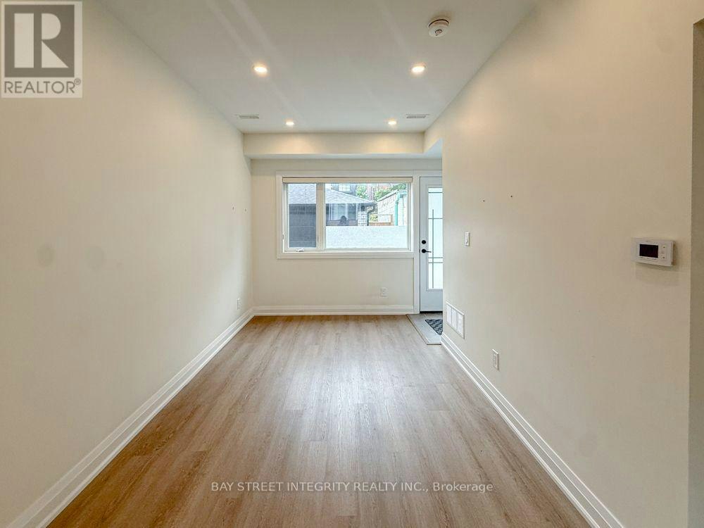 LANEWAY-598 Crawford Street, Toronto, ON, M6G 3K2 - 4