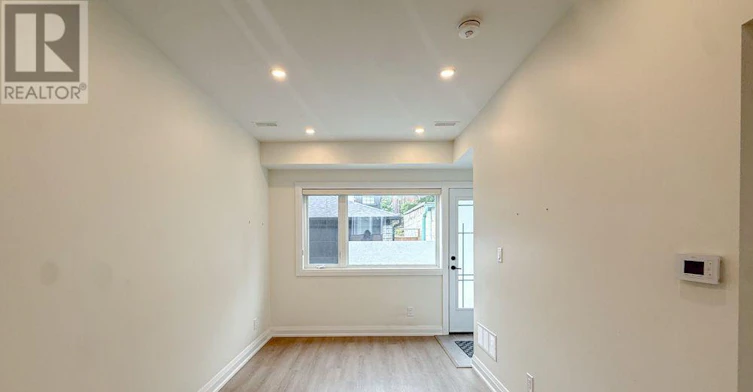LANEWAY-598 Crawford Street, Toronto, ON, M6G 3K2 - 4