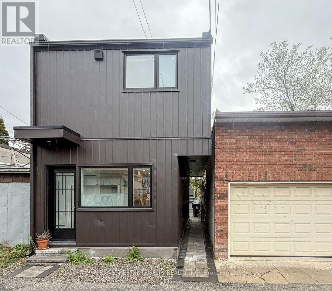 LANEWAY-598 Crawford Street, Toronto, ON, M6G 3K2