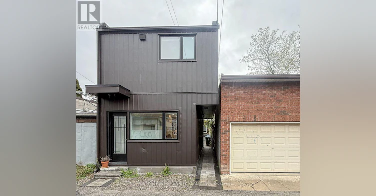 LANEWAY-598 Crawford Street, Toronto, ON, M6G 3K2
