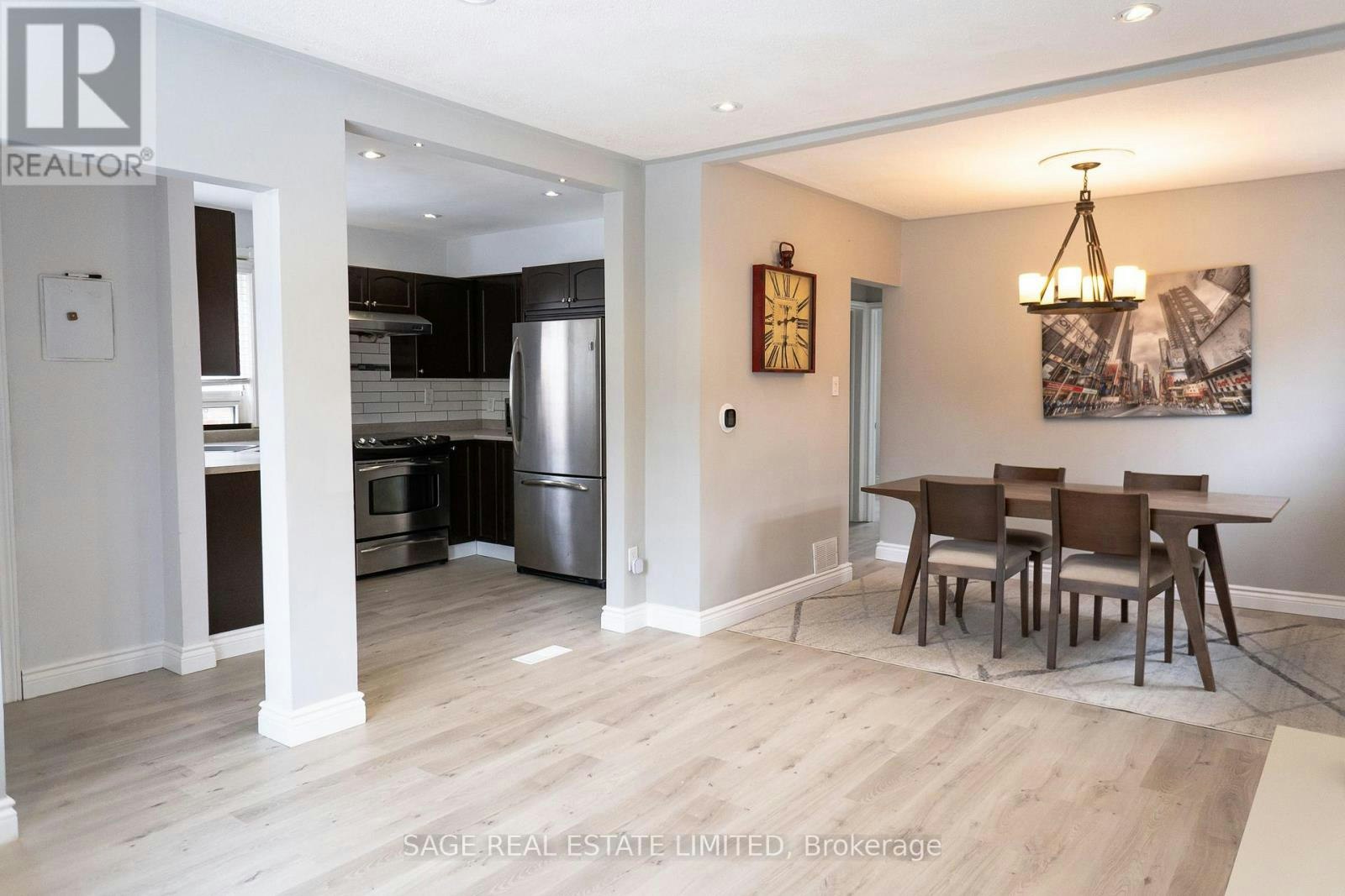 MAIN FLOOR-37 Tiago Avenue, Toronto, ON, M4B 1Z9 - 10