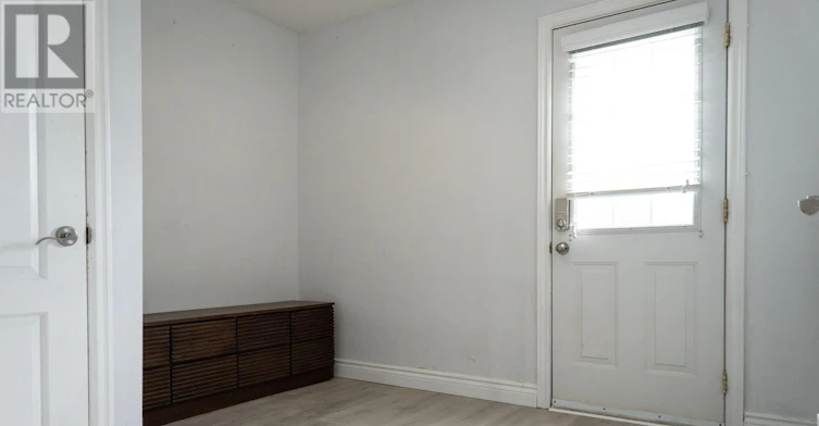 MAIN FLOOR-37 Tiago Avenue, Toronto, ON, M4B 1Z9 - 14