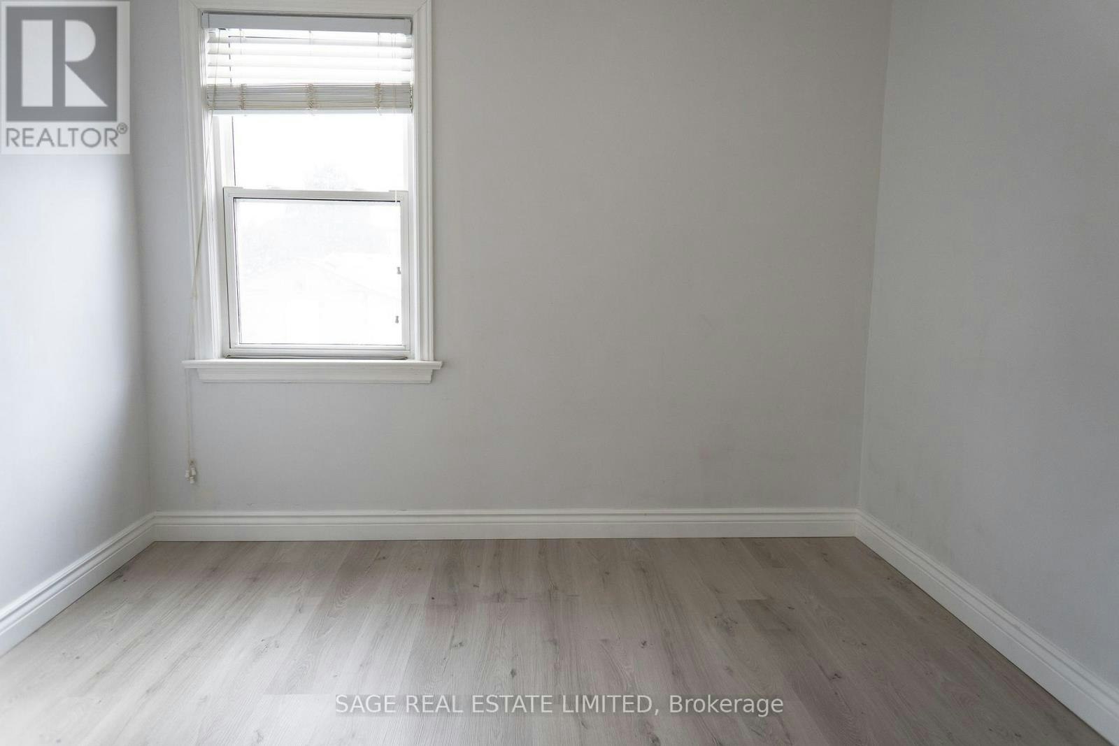 MAIN FLOOR-37 Tiago Avenue, Toronto, ON, M4B 1Z9 - 13