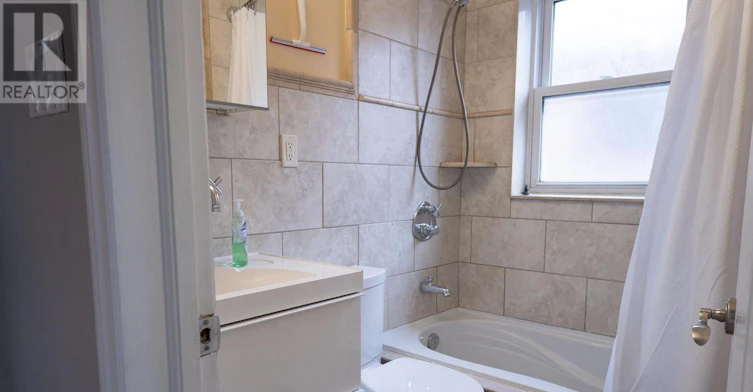 MAIN FLOOR-37 Tiago Avenue, Toronto, ON, M4B 1Z9 - 16