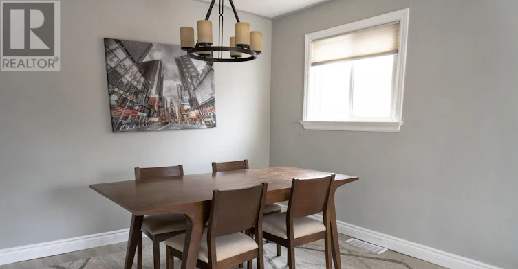 MAIN FLOOR-37 Tiago Avenue, Toronto, ON, M4B 1Z9 - 5