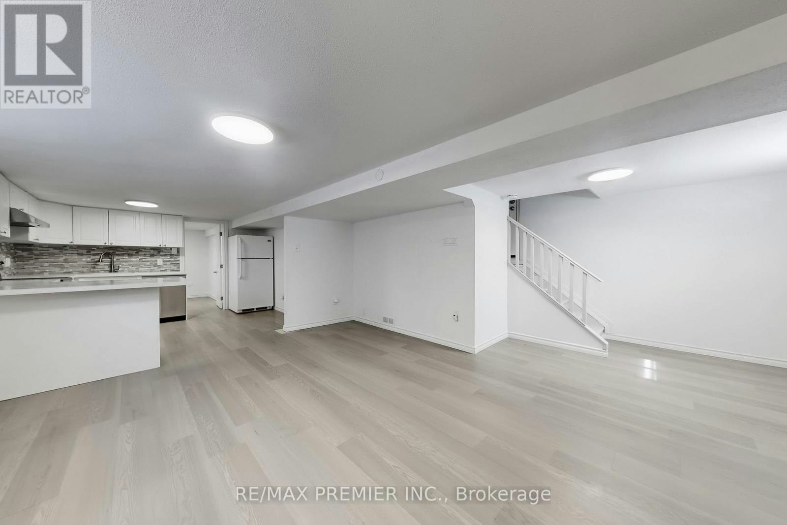 BASEMENT-47 Amsterdam Avenue, Toronto, ON, M4B 2B9 - 6