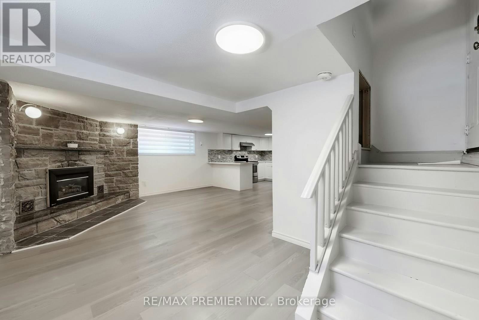 BASEMENT-47 Amsterdam Avenue, Toronto, ON, M4B 2B9 - 3