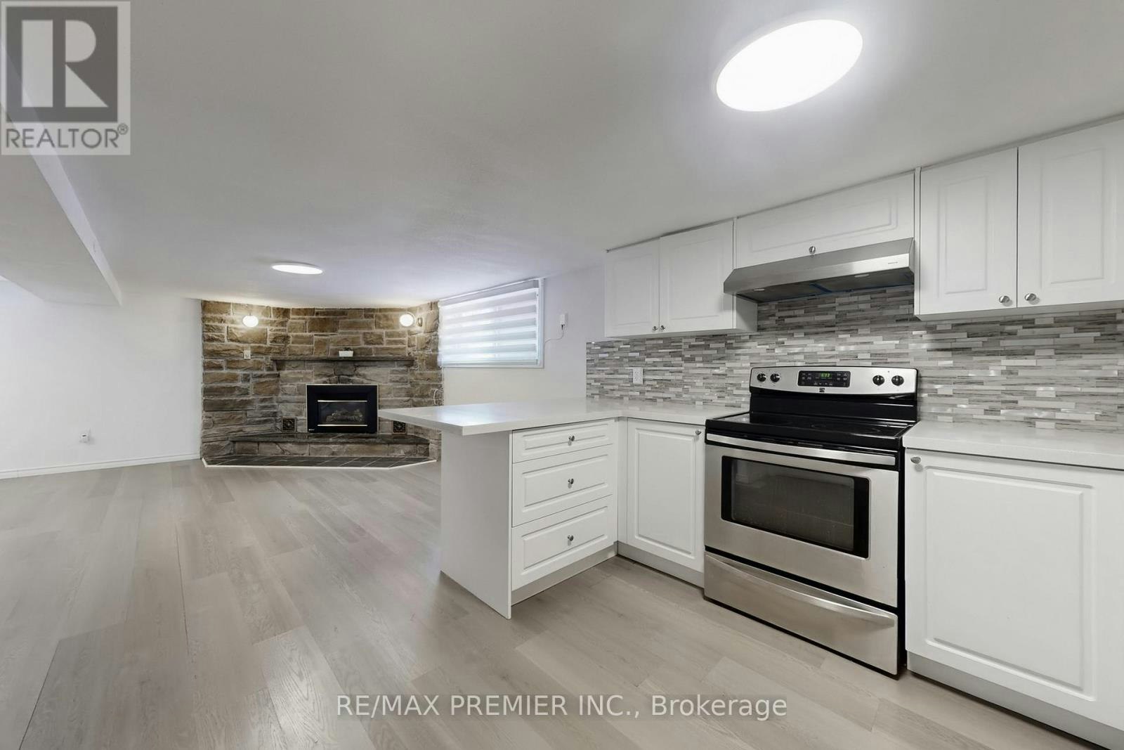 BASEMENT-47 Amsterdam Avenue, Toronto, ON, M4B 2B9 - 9