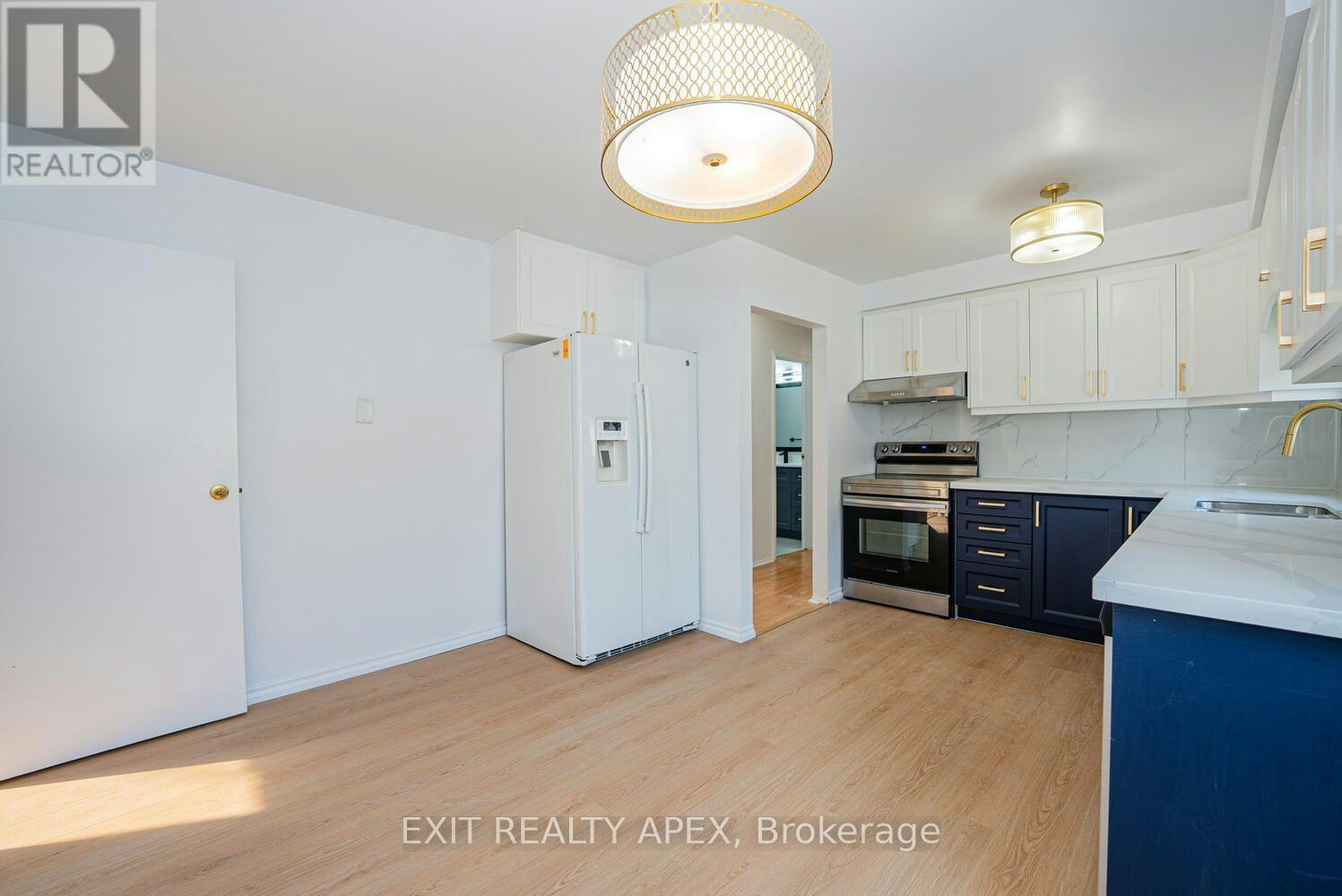122 Centre Street N, Brampton, ON, L6V 2Z3 - 15