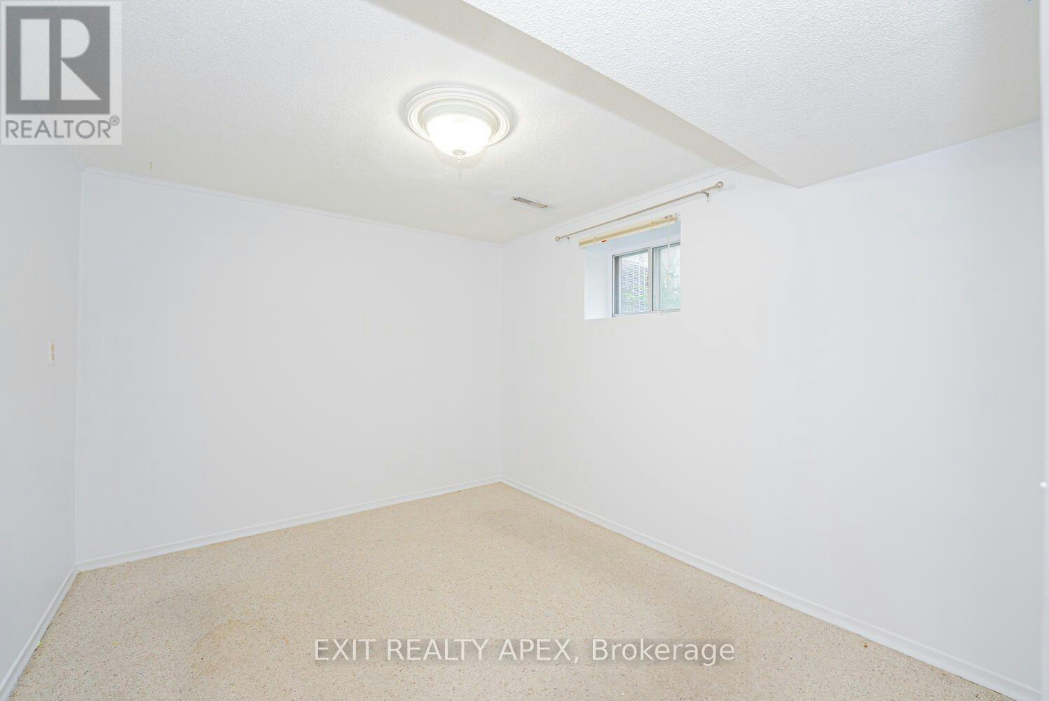 122 Centre Street N, Brampton, ON, L6V 2Z3 - 38