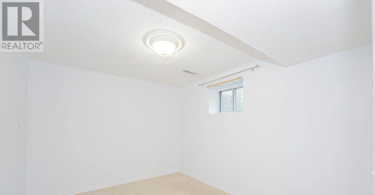 122 Centre Street N, Brampton, ON, L6V 2Z3 - 38