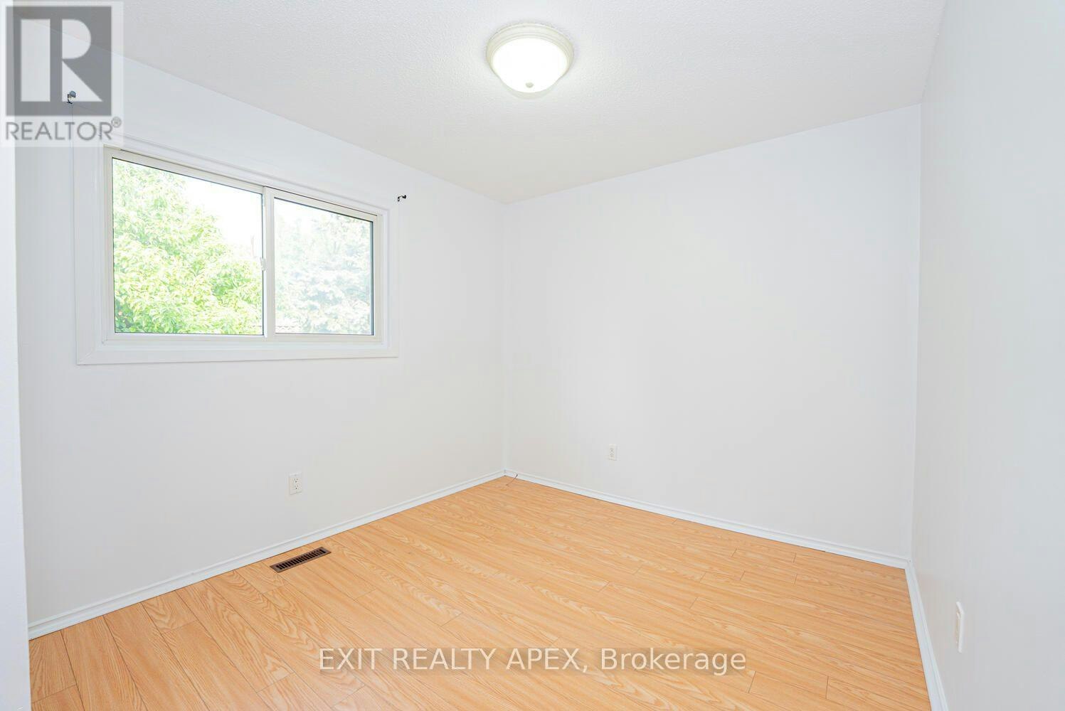 122 Centre Street N, Brampton, ON, L6V 2Z3 - 21