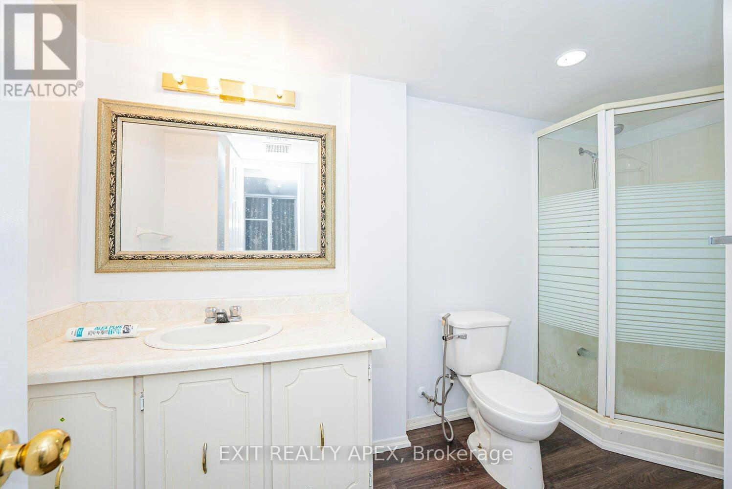 122 Centre Street N, Brampton, ON, L6V 2Z3 - 37