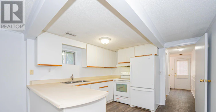 122 Centre Street N, Brampton, ON, L6V 2Z3 - 29