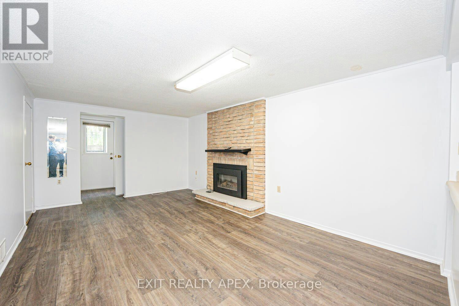122 Centre Street N, Brampton, ON, L6V 2Z3 - 30