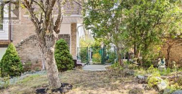 122 Centre Street N, Brampton, ON, L6V 2Z3 - 48