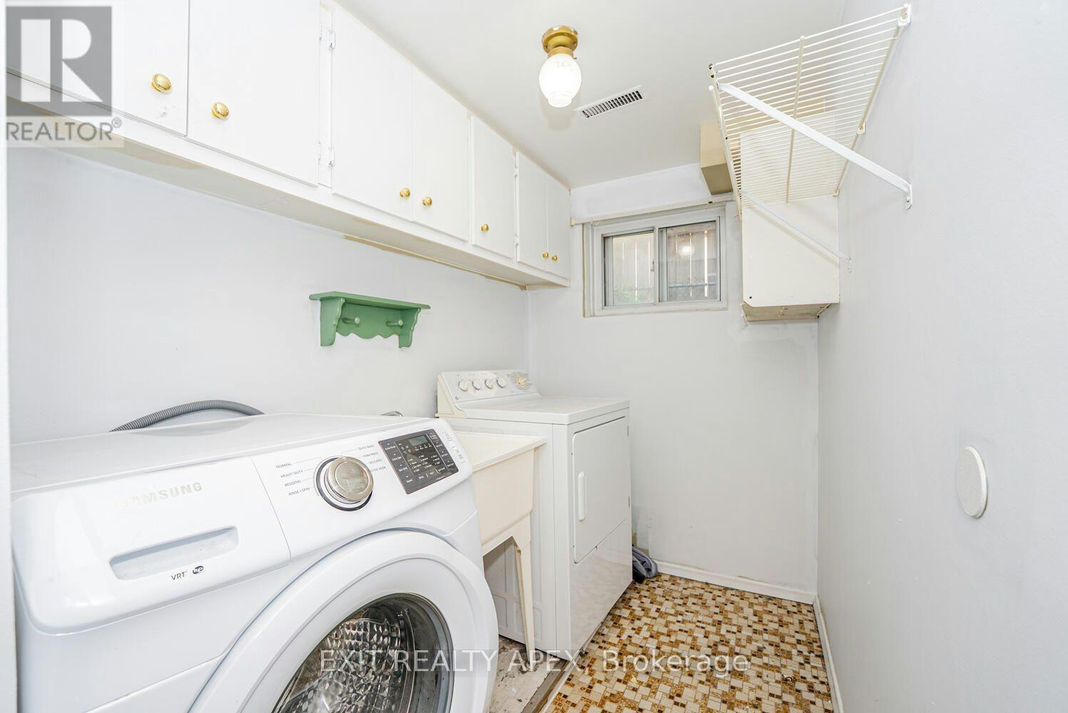 122 Centre Street N, Brampton, ON, L6V 2Z3 - 42