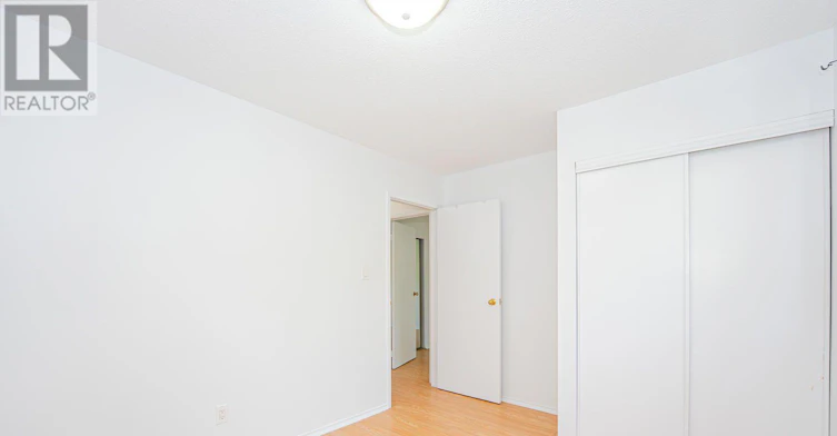 122 Centre Street N, Brampton, ON, L6V 2Z3 - 22