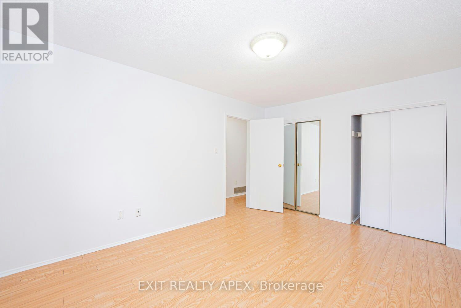 122 Centre Street N, Brampton, ON, L6V 2Z3 - 20