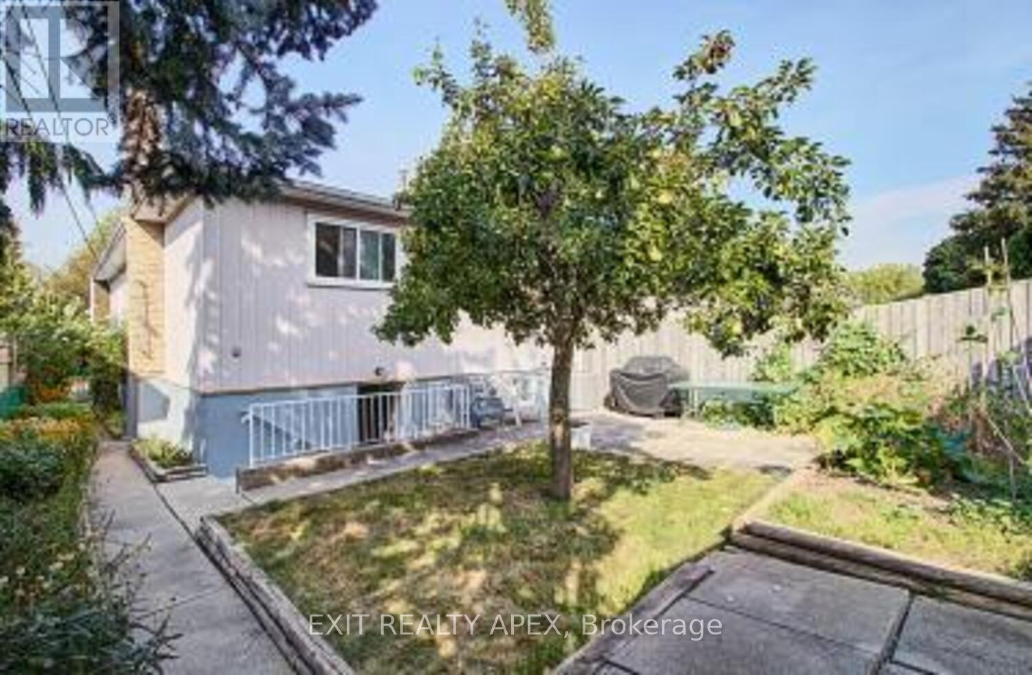 122 Centre Street N, Brampton, ON, L6V 2Z3 - 46