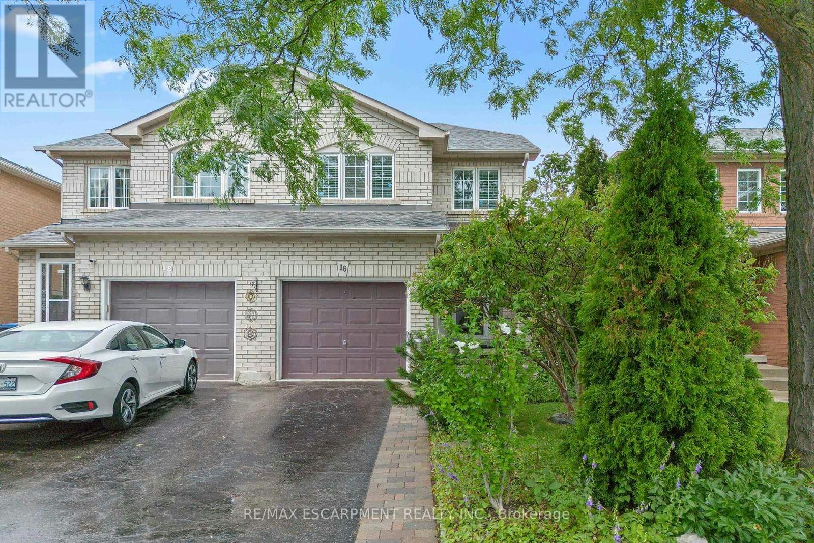 16 Whiteface Crescent, Brampton, ON, L6X 4W6