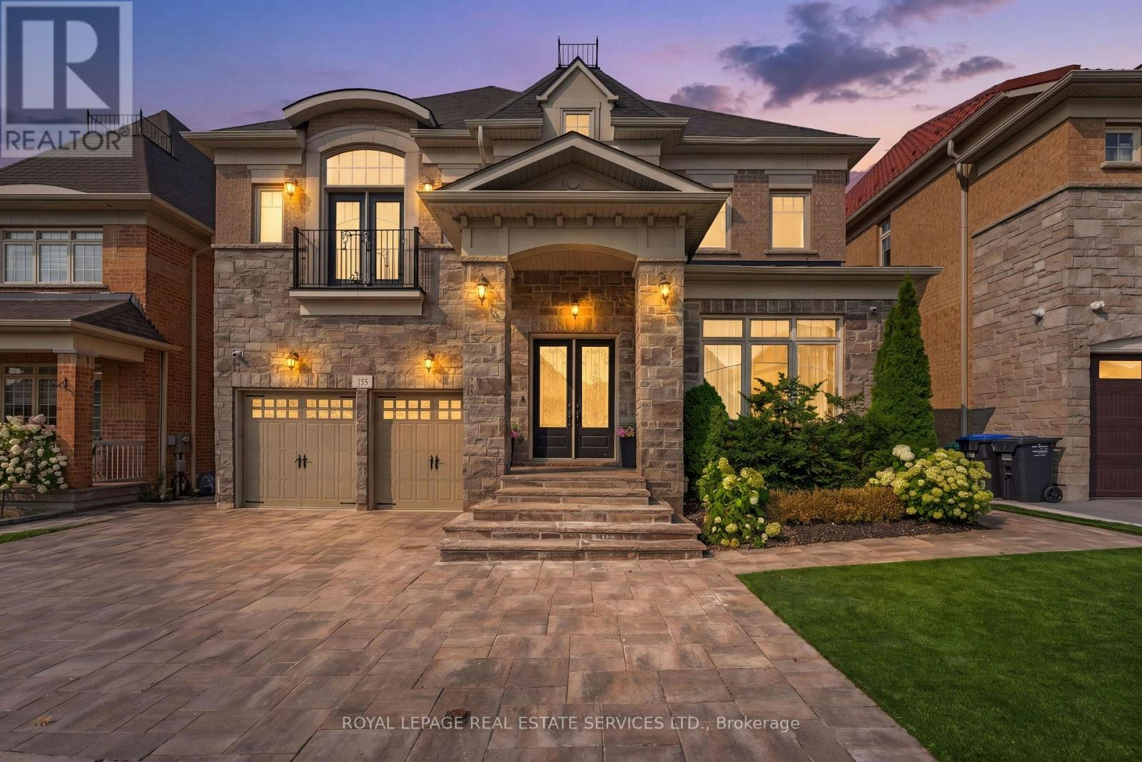 118 Coastline Drive, Brampton, ON, L6Y 0S4