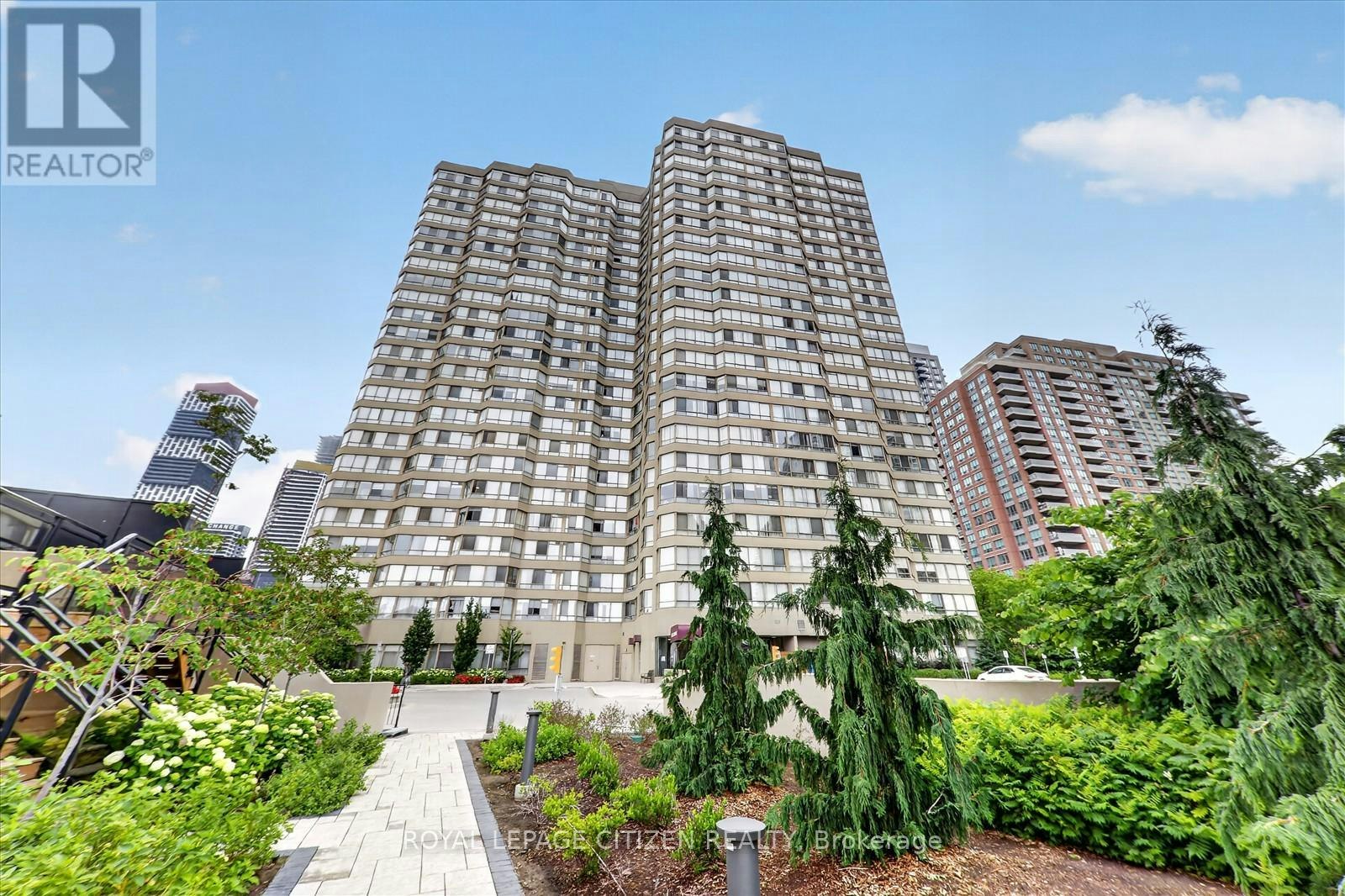 907-3605 Kariya Drive, Mississauga, ON, L5B 3J4