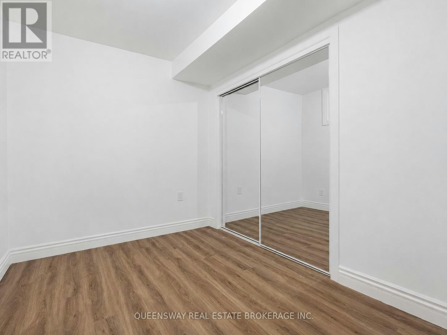 678 Willard Avenue, Toronto, ON, M6S 3S5 - 7