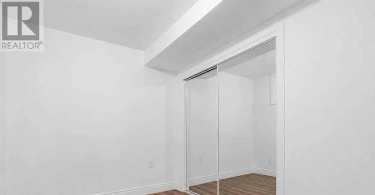 678 Willard Avenue, Toronto, ON, M6S 3S5 - 7