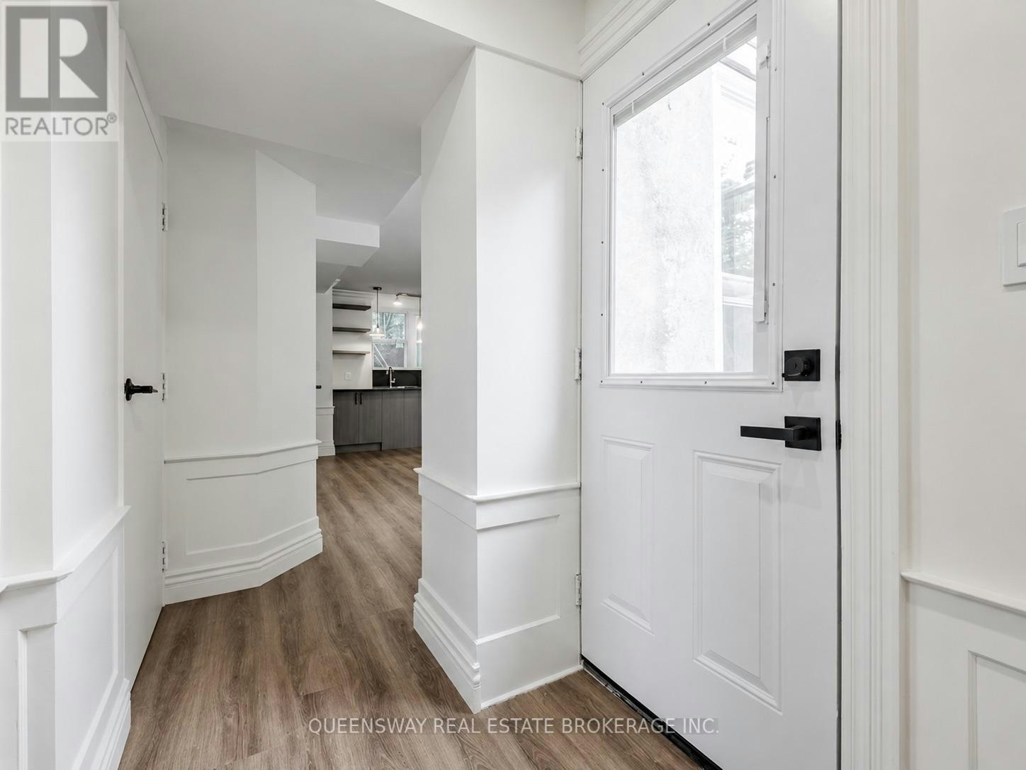 678 Willard Avenue, Toronto, ON, M6S 3S5 - 2