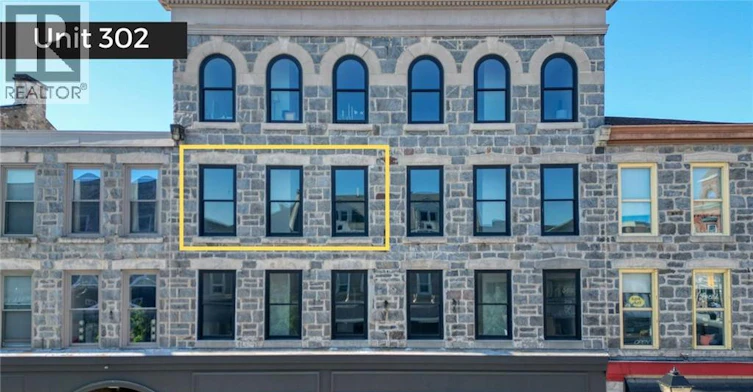 302-15 Main Street, Cambridge, ON, N1R 7G9