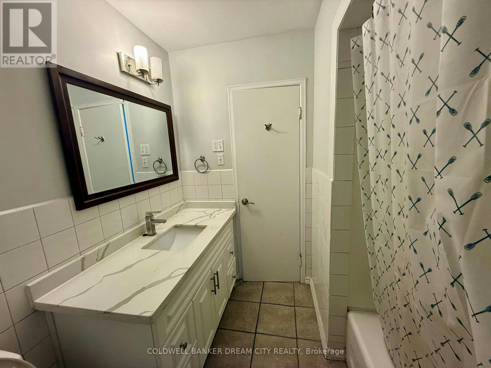 UPPER-234 Erb Street, Waterloo, ON, N2J 1M8 - 10