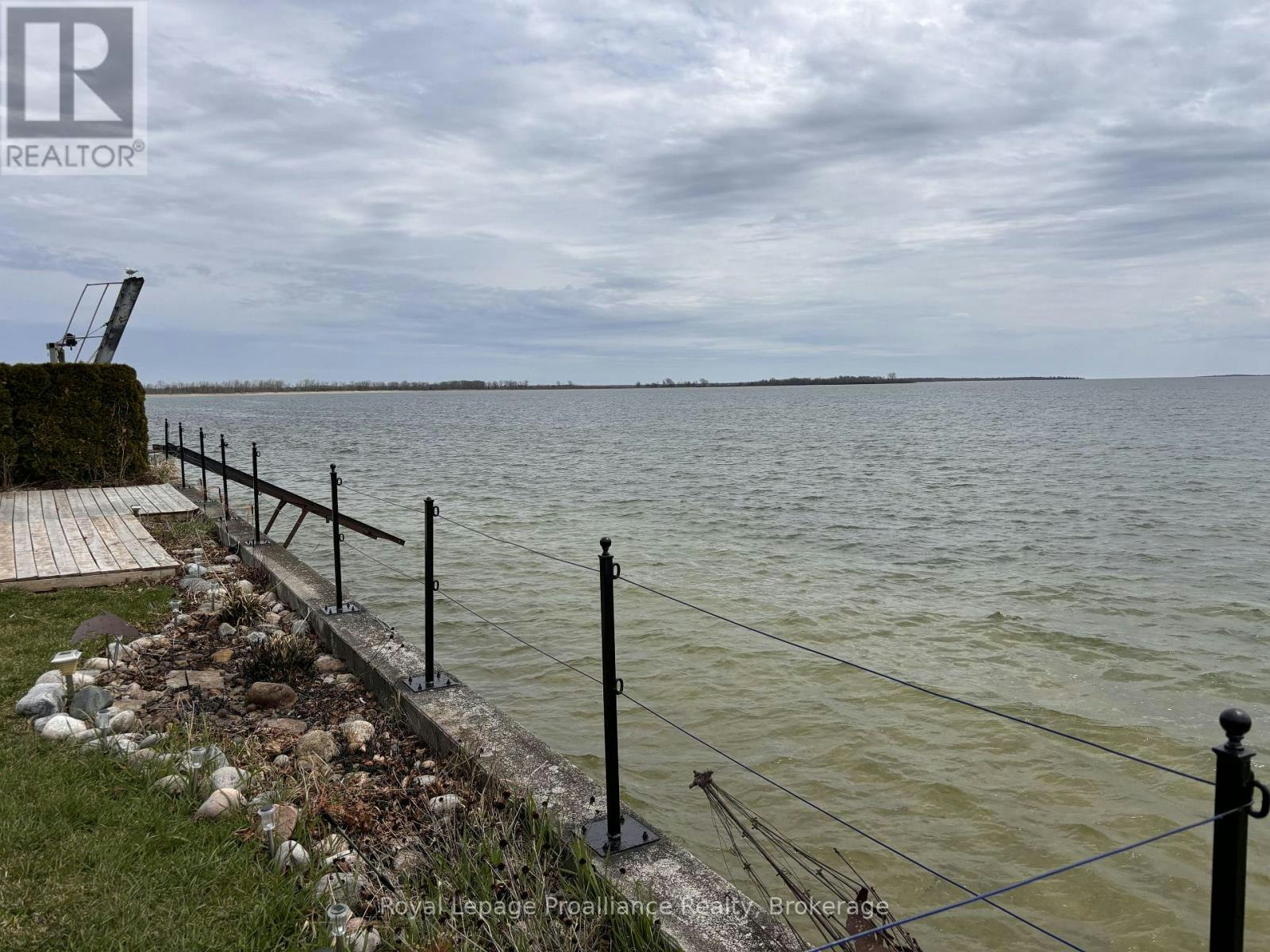 621 Barcovan Beach Road, Quinte West, ON, K0K 1L0 - 4