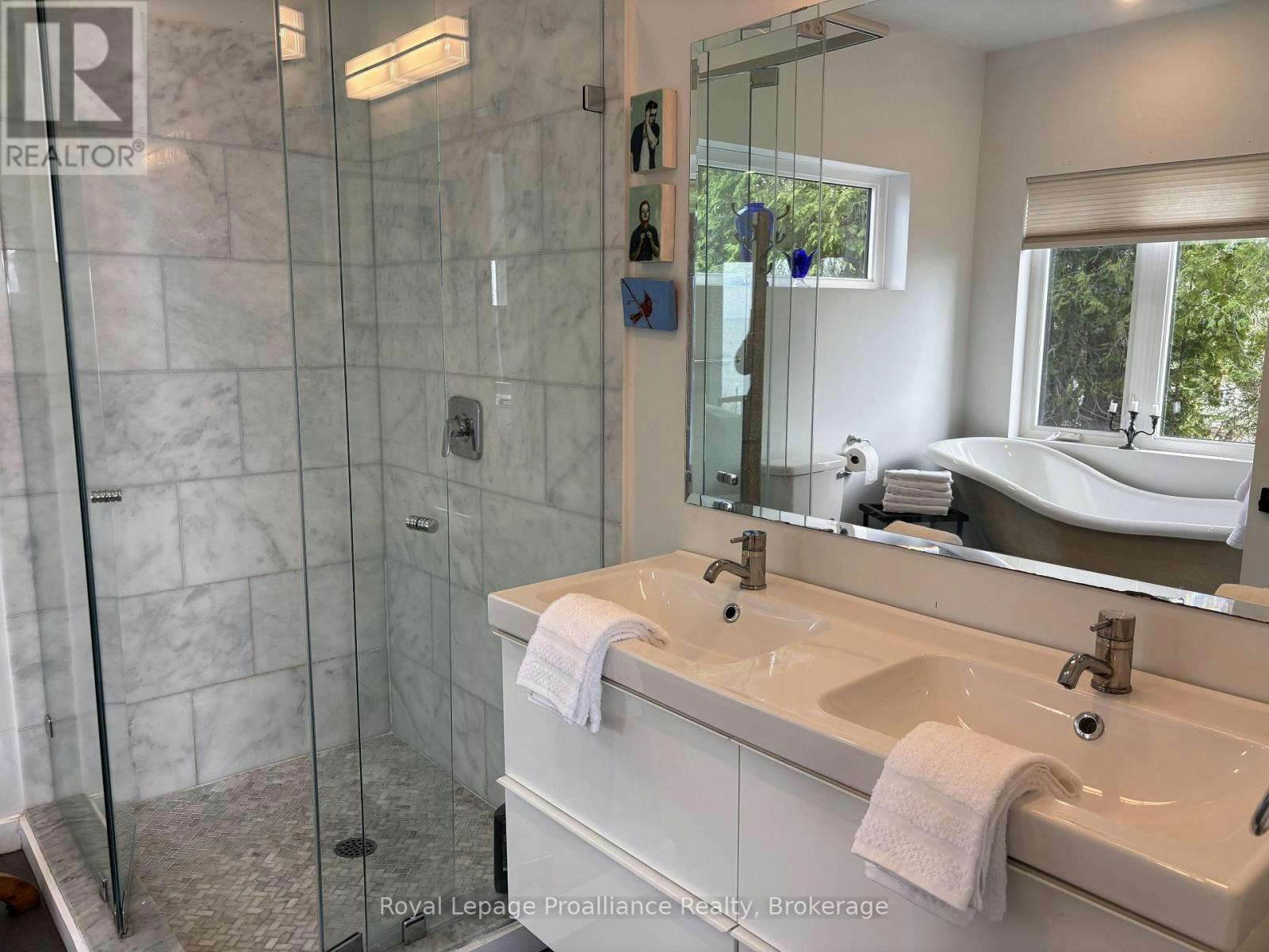621 Barcovan Beach Road, Quinte West, ON, K0K 1L0 - 25