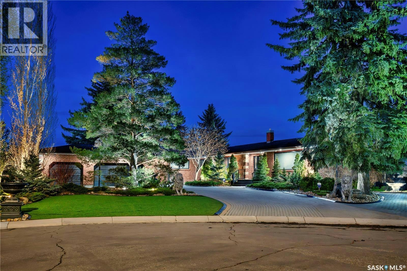 15 Quappelle Court, Saskatoon, SK, S7K 1C2
